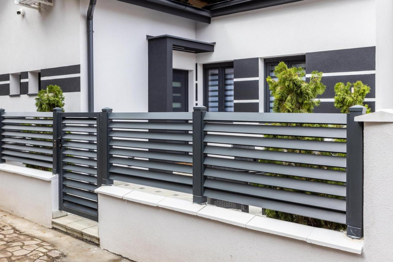 Rubikon Free Parking Apartmani Dusanovac Εξωτερικό φωτογραφία