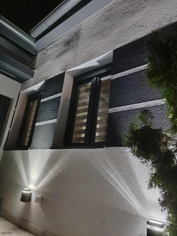 Rubikon Free Parking Apartmani Dusanovac Εξωτερικό φωτογραφία